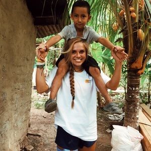 Meet your Posher, Alex